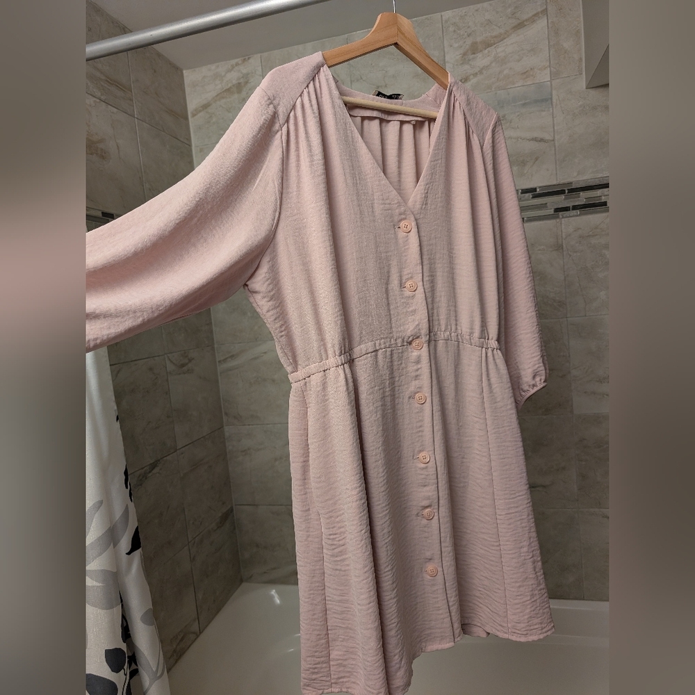 Dex Soft Blush/Pale Rose Button Down Dress. Size XL